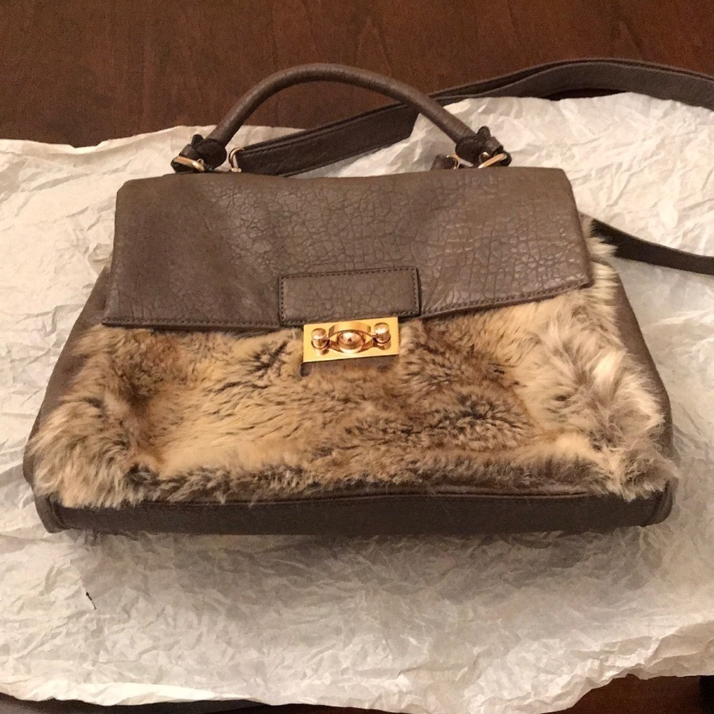 Brown Faux Fur Crossbody Bag​​​​​​​​​​​
